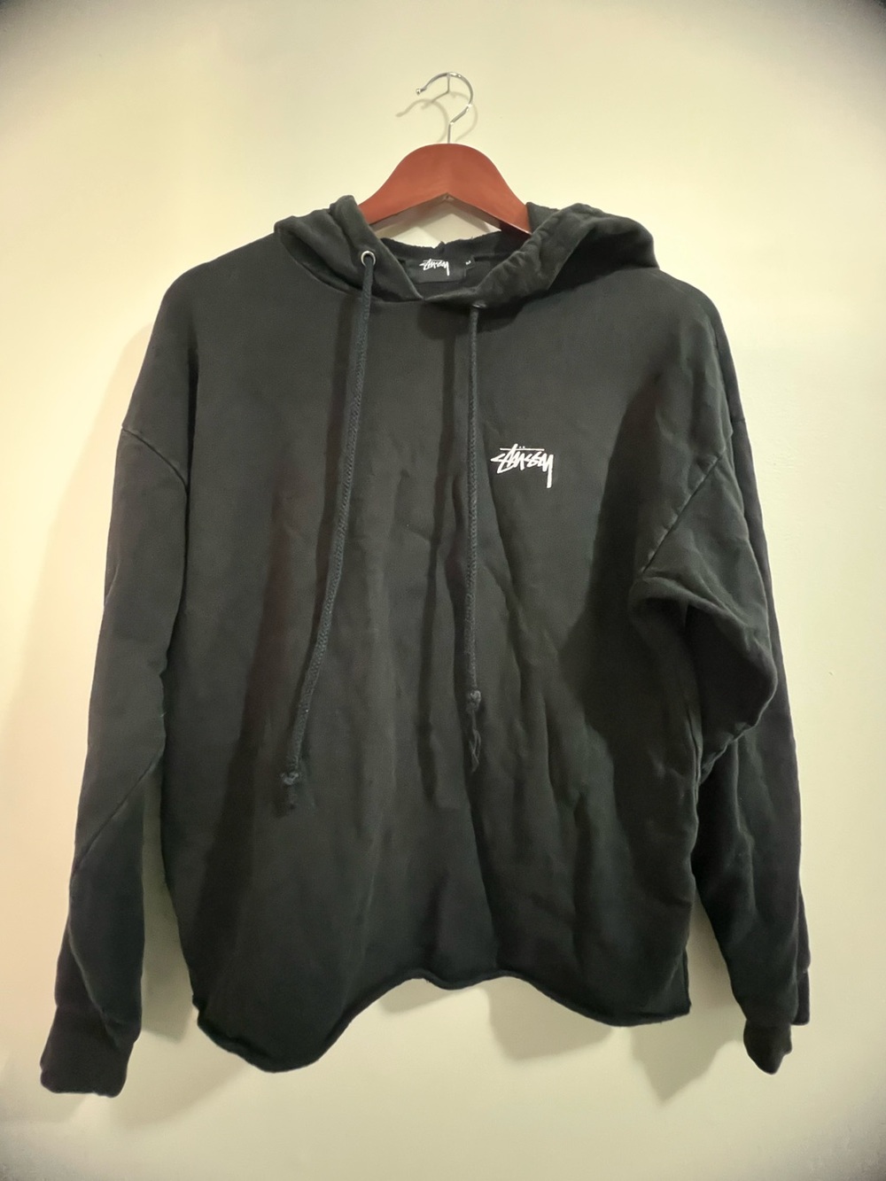 Stussy flamingo top hat logo hoodie medium black cropped raw hem graphic sweats